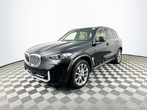 Used 2025 BMW X5 xDrive40i image 4