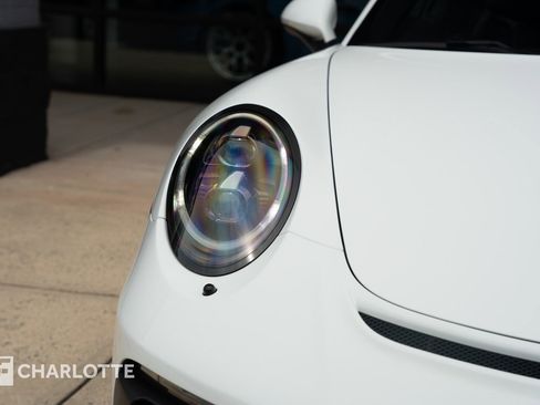 Used 2018 Porsche 911 GT3 image 3