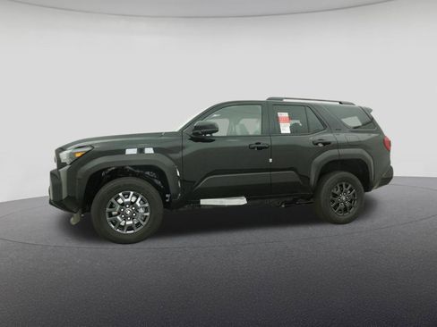 New 2026 Toyota 4Runner SR5 AWD/4WD image 18