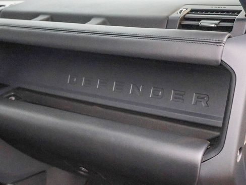 Used 2023 Land Rover Defender 130 X image 18