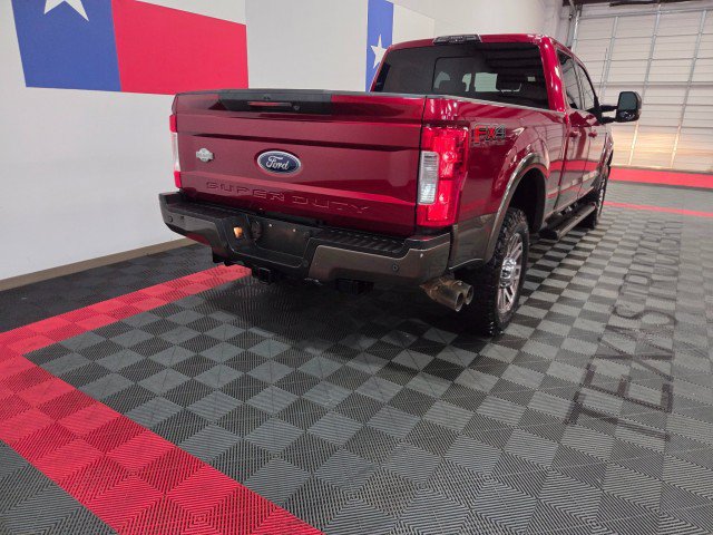 Used 2017 Ford F250 King Ranch w/ FX4 Off-Road Package AWD/4WD image 25