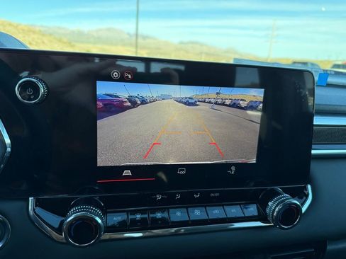 New 2026 GMC Canyon Elevation w/ Convenience Package image 26