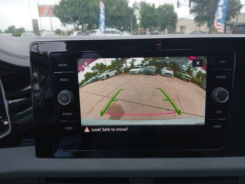 New 2026 Volkswagen Jetta SE FWD image 25