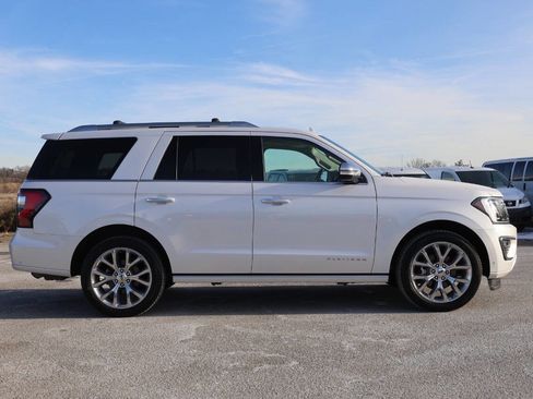 Used 2019 Ford Expedition Platinum image 7