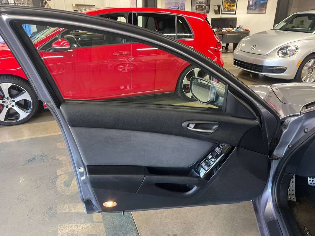 Used 2004 MAZDA RX-8 w/ MT Sport Pkg RWD image 30