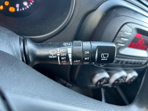 Used 2016 Kia Soul FWD image 17