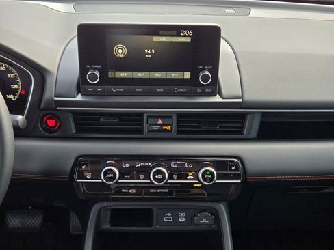 Certified 2025 Honda Pilot Sport image 21