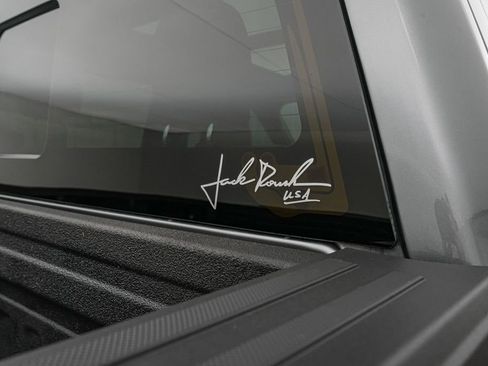 Used 2022 Ford F150 XLT w/ Equipment Group 302A High image 16