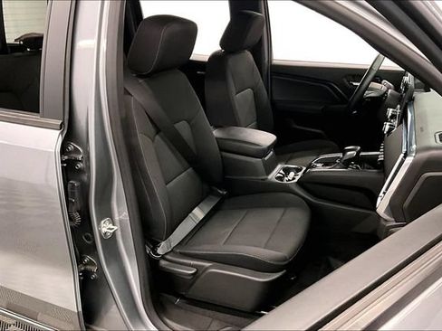 Used 2024 GMC Canyon Elevation w/ Convenience Package AWD/4WD image 8
