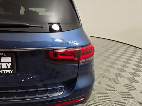 Certified 2021 Mercedes-Benz GLB 250 4MATIC image 8