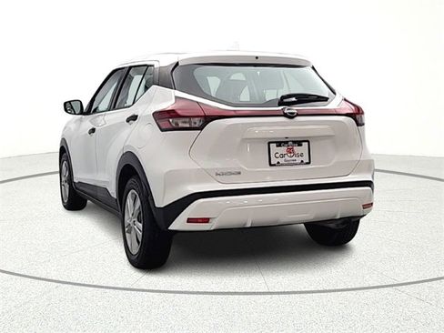 Used 2023 Nissan Kicks S image 6