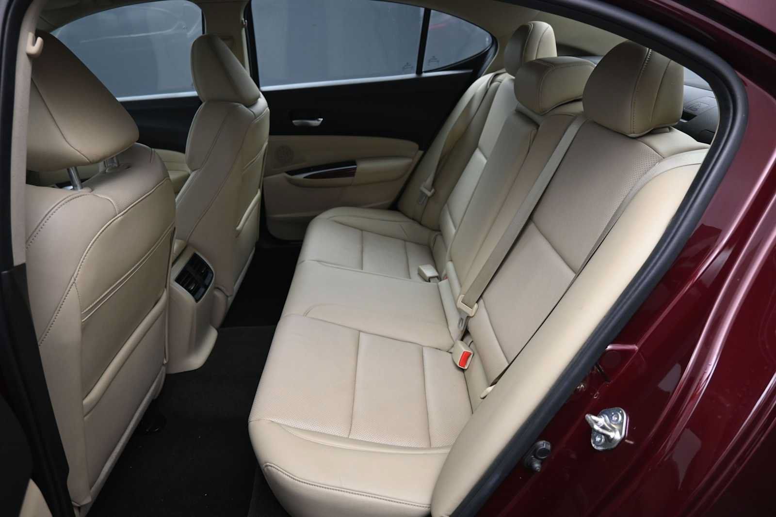 Used 2015 Acura TLX w/ Technology Package FWD image 21