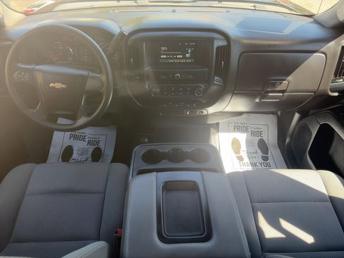 Used 2019 Chevrolet Silverado 2500 W/T AWD/4WD image 19