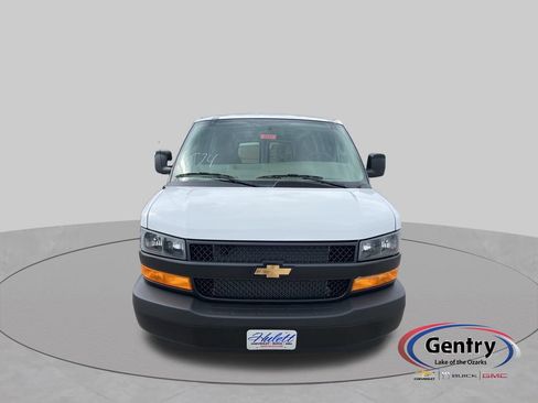 New 2026 Chevrolet Express 2500 w/ Driver Convenience Package RWD image 7