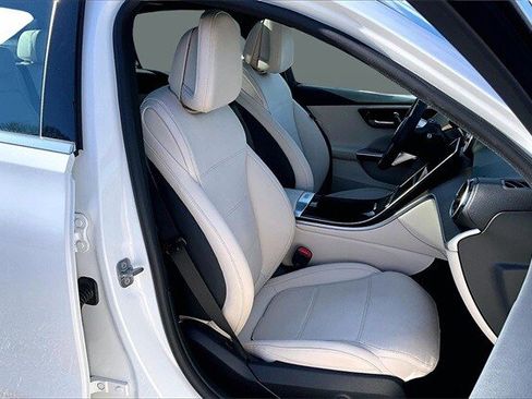 Certified 2025 Mercedes-Benz C 300 4MATIC Sedan image 32