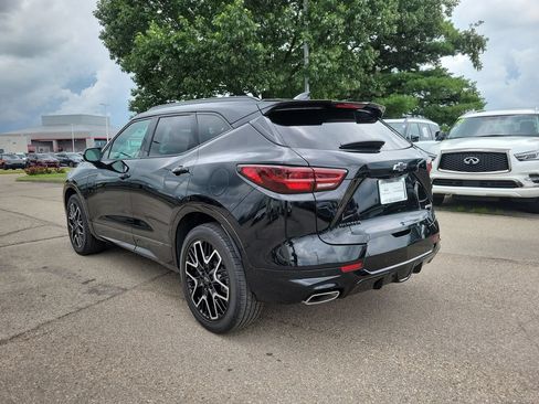 Used 2023 Chevrolet Blazer RS w/ Driver Confidence II Package FWD image 3