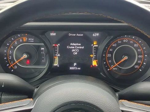 Certified 2024 Jeep Gladiator Mojave AWD/4WD image 29
