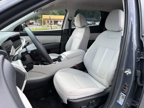 Used 2025 Hyundai Tucson SEL FWD image 18