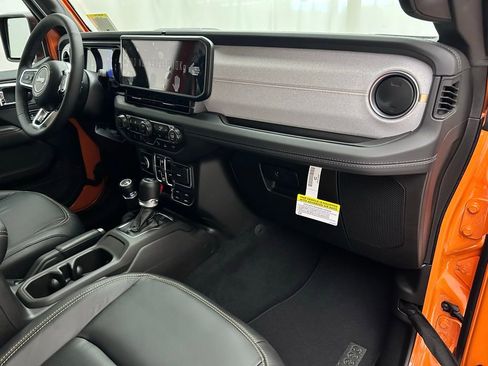 New 2025 Jeep Wrangler Sahara w/ Safety Group image 20