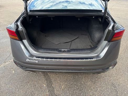 Used 2022 Nissan Altima 2.0 SR FWD image 26