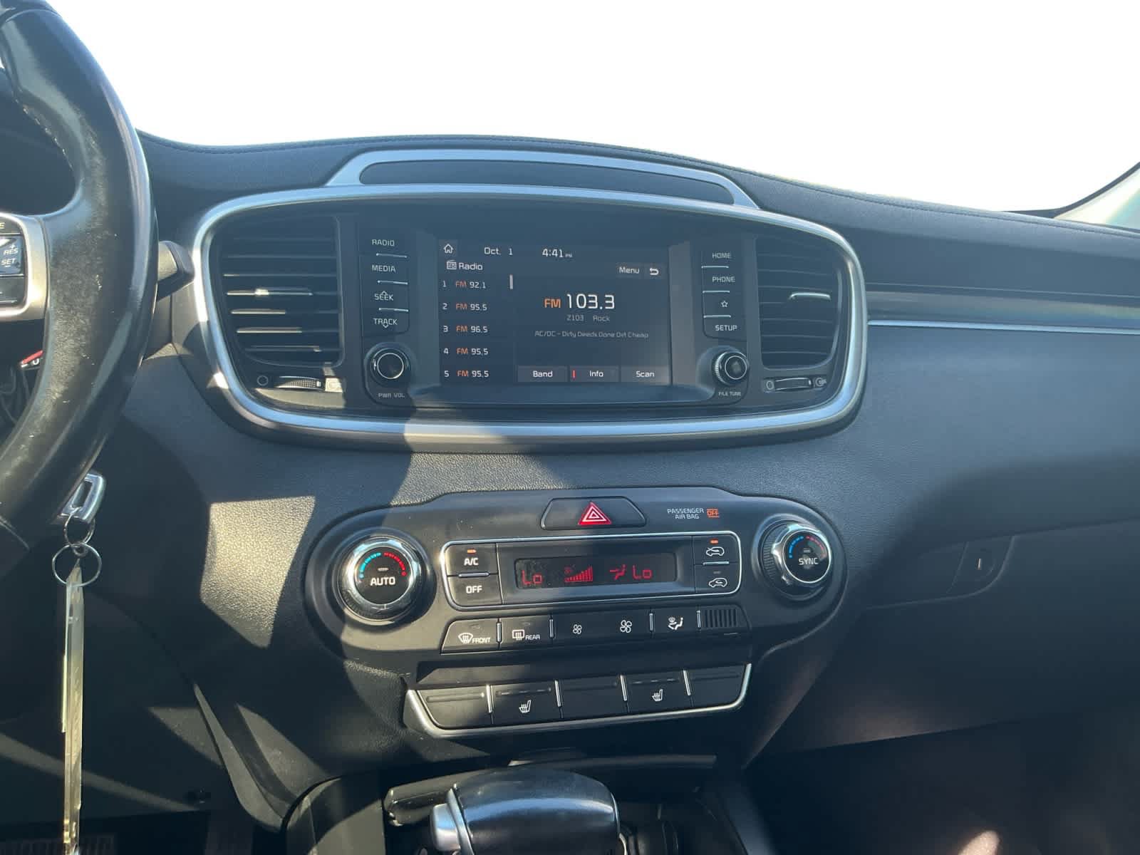 Used 2020 Kia Sorento LX w/ LX I4 Convenience Package AWD/4WD image 11