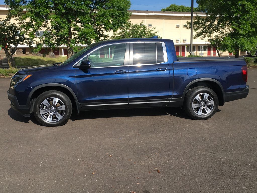 Used 2019 Honda Ridgeline RTL-T image 3