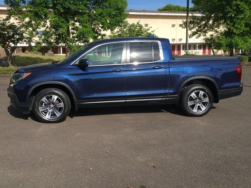Used 2019 Honda Ridgeline RTL-T image 3