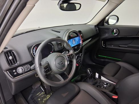 Used 2024 MINI Cooper Countryman S FWD image 2