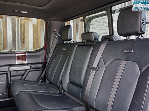 Used 2015 Ford F150 Platinum w/ Equipment Group 701A Luxury AWD/4WD image 25