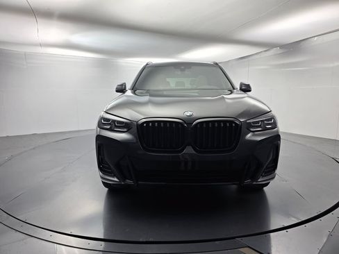 Used 2024 BMW X3 xDrive30i w/ Premium Package AWD/4WD image 2