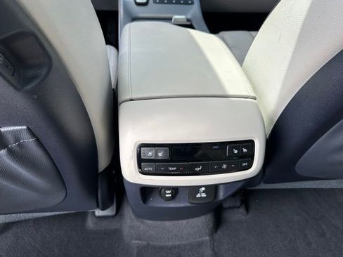 Used 2023 Hyundai Palisade Limited w/ Cargo Package AWD/4WD image 18