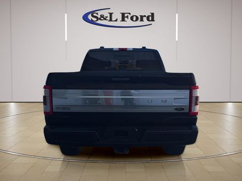 Used 2021 Ford F150 Platinum w/ FX4 Off-Road Package AWD/4WD image 4