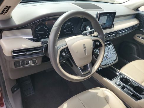 Certified 2020 Lincoln Corsair AWD w/ Equipment Group 101A image 13