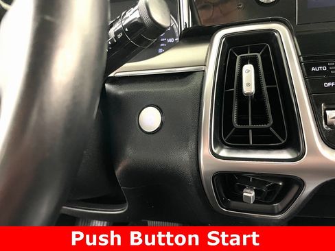 Used 2021 Kia Sorento S image 5