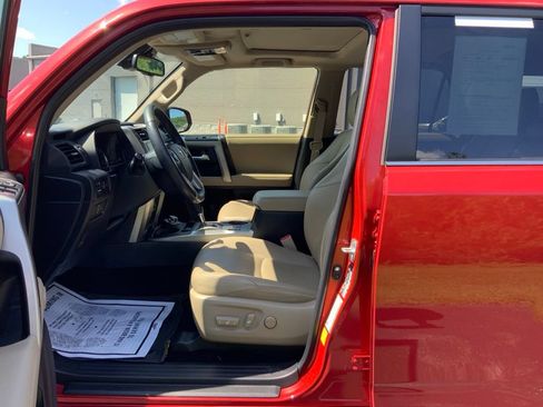 Used 2024 Toyota 4Runner Limited AWD/4WD image 14