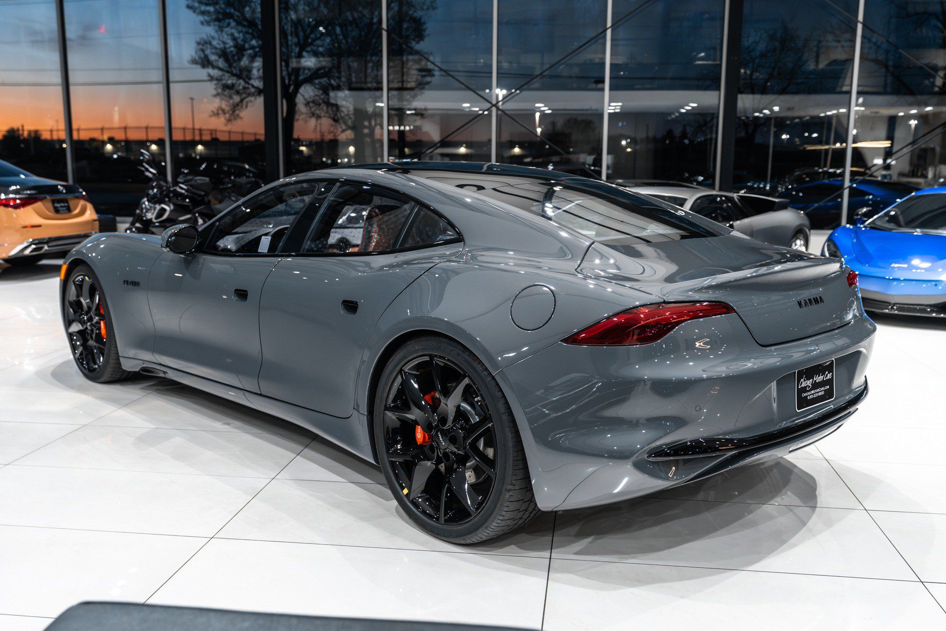 Used 2025 Karma Revero Luxury RWD image 2