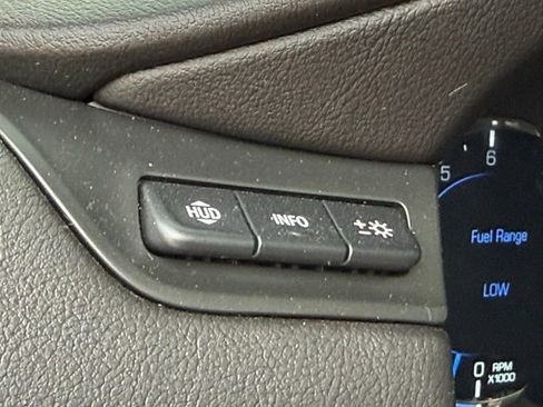 Used 2019 Cadillac Escalade Premium Luxury image 30