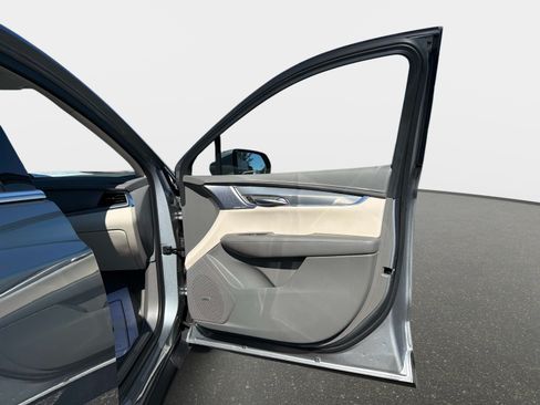 Used 2024 Cadillac XT5 Premium Luxury w/ LPO, Floor Liner Package FWD image 22