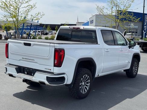 Used 2021 GMC Sierra 1500 AT4 w/ AT4 Premium Package AWD/4WD image 8