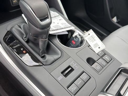New 2026 Toyota Highlander XLE AWD/4WD image 29