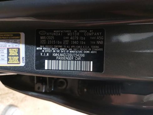 Certified 2025 Hyundai Elantra Hybrid FWD image 37