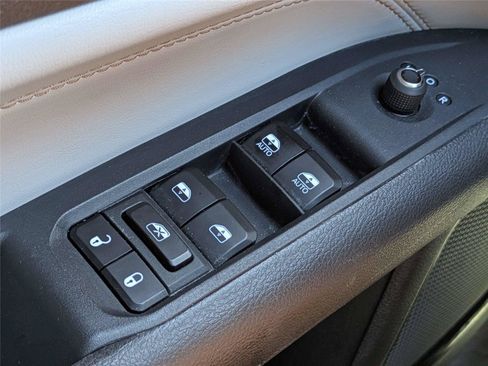 Used 2025 Jeep Compass Limited AWD/4WD image 26
