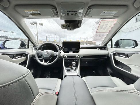 Certified 2024 Toyota RAV4 XLE Premium image 18