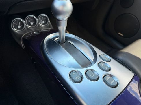 Used 2004 Chevrolet SSR w/ Preferred Equipment Group image 15