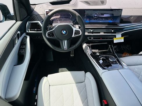 New 2026 BMW X5 sDrive40i w/ M Sport Package RWD image 17