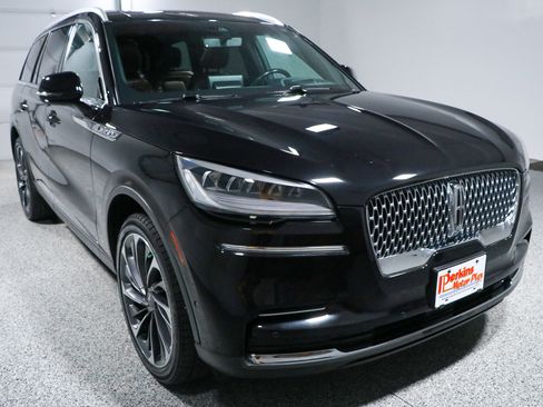 Used 2022 Lincoln Aviator Reserve w/ Equipment Group 201A AWD/4WD image 5