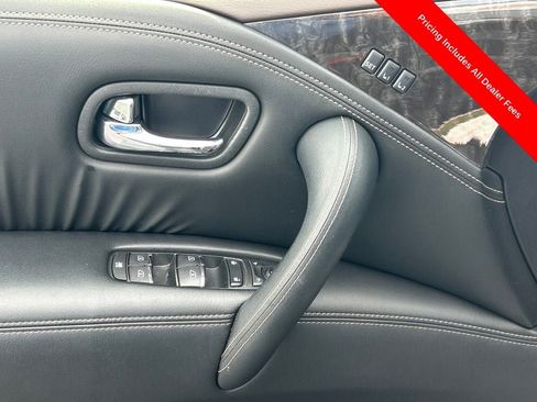 Used 2023 Nissan Armada Platinum w/ Captain's Chairs Package RWD image 4