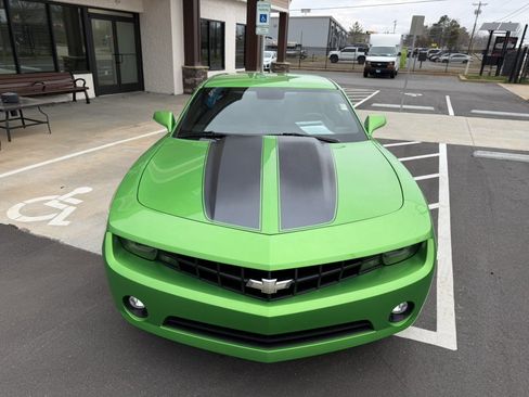 Used 2010 Chevrolet Camaro LT image 9