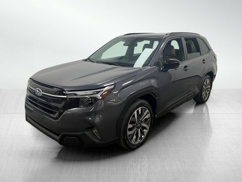 Used 2025 Subaru Forester Touring w/ Popular Package - Touring image 2