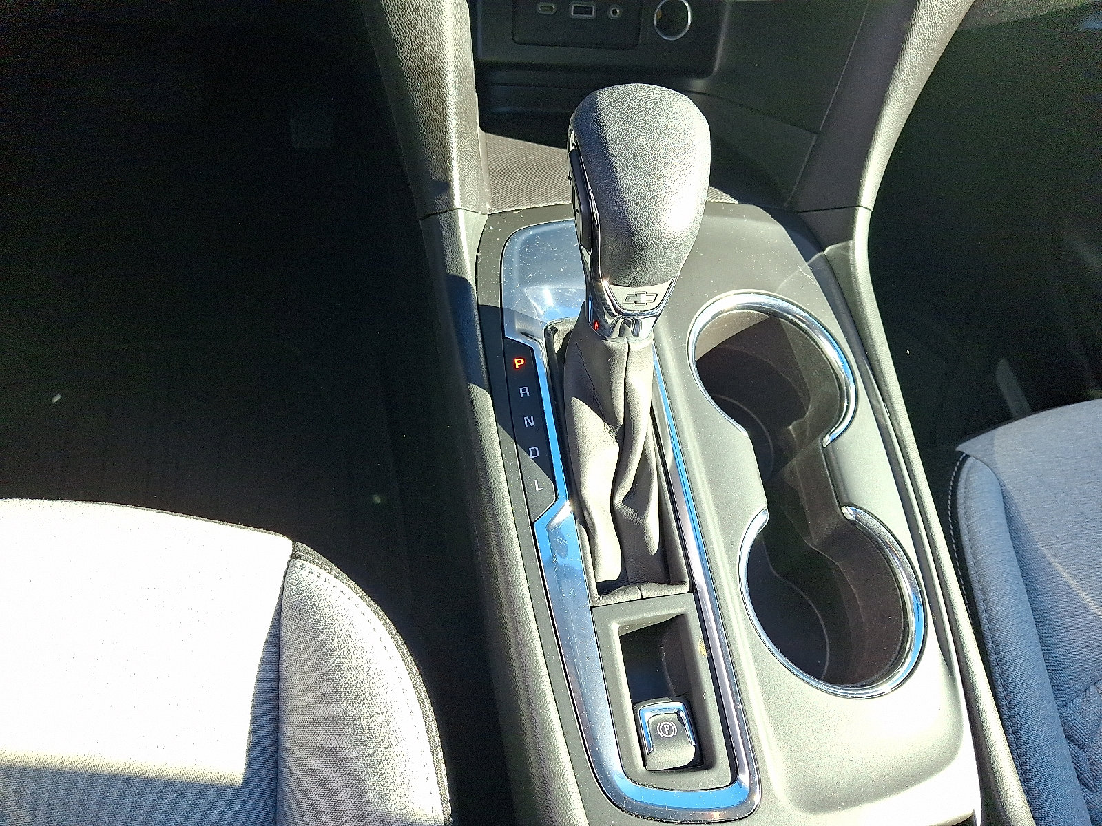 Certified 2023 Chevrolet Equinox LS w/ LS Convenience Package FWD image 16